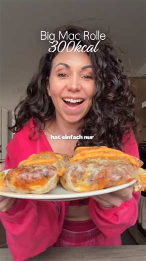Aline Vogel| einfache Rezepte zum Abnehmen | Anzeige | 🍔🌯🔥✨ Crispy Big-Mac Reispapier Wrap Nur 300 Kalorien & 40 g Protein 💪😍 Fast Food Vibes – aber high protein & kalorienbewusst 🔥... | Instagram