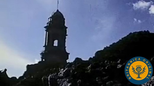 An overview of the 1943–52 Paricutin volcanic eruption and formation of a cinder cone | Britannica