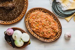 Cómo hacer arroz rojo mexicano con la receta de la abuela