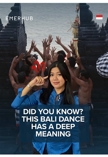 Kecak Dance in Bali 🔥 As the chant begins, the Kecak dance brings people together through rhythm, unity, and energy. More than a performance, it reflects Bali’s deep rooted values of balance, discipline, and collective spirit. Captured in motion, this moment shows how tradition continues to live and breathe in Bali not as the past, but as part of everyday life today. ✨ What do you think about this video? #emerhubbali #investinbali #explorebali #kecakdance #balicultural