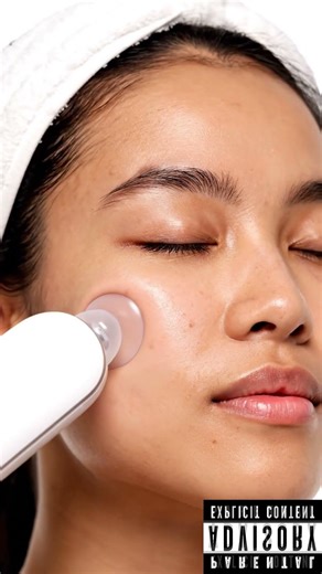 “When it looks scary but feels relaxing ✨” #satisfying #asmr #viral