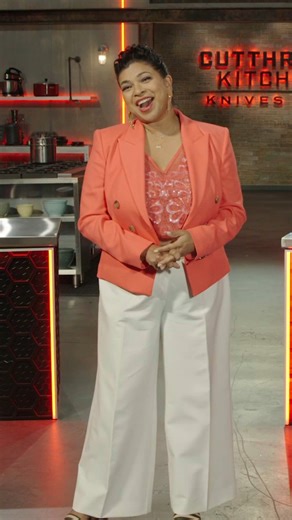 Ranch or pineapple on pizza? Eliminate cheese or chocolate? Aarti Sequeira plays Would You Rather! Catch Aarti on #CutthroatKitchen, Tuesday @ 9|8c 🔪 | Food Network