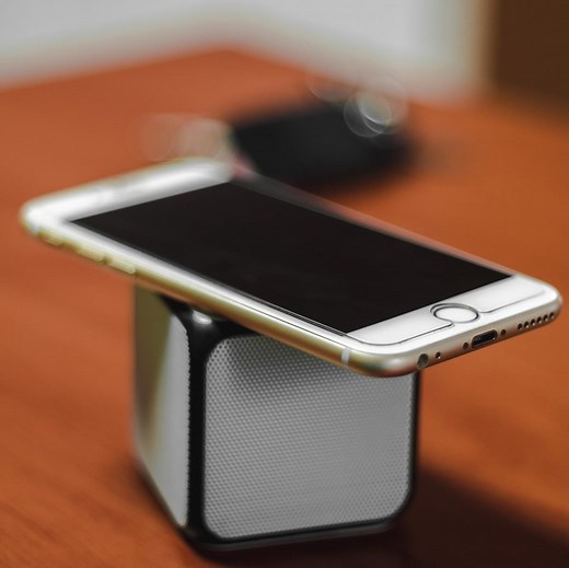 Screen Protector for iPhone Size, with Tips and Easy to Use Size-Charts