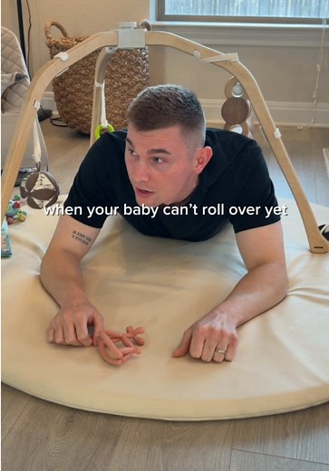 Tummy Time Explained for Newborns: Essential Tips