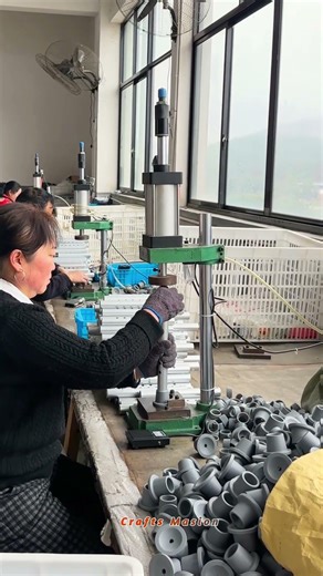 Precisión y rapidez en el ensamblaje de componentes industriales