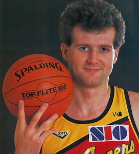Happy birthday to the greatest of them all, Andrew Gaze. The undisputed NBL 🐐 both on and off the court. #FlashbackFriday mixtape 📼 | NBL