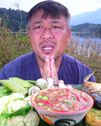 Mukbang Videolar: En İyi 333M Popüler Yemek Mukbang'ı