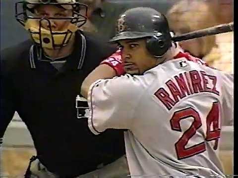 Manny Ramírez goes 4-for-4 with 4 RBIs