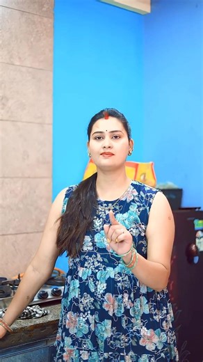 Building Wooden Log Cabin in Forest 🌲 😘 Survival House Step by Step7