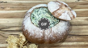 An Easy Spinach Artichoke Dip Recipe - Delicious!