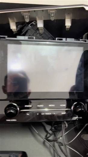 Dynavin S40 16-Inch Android Player with Auto Monitor Overview