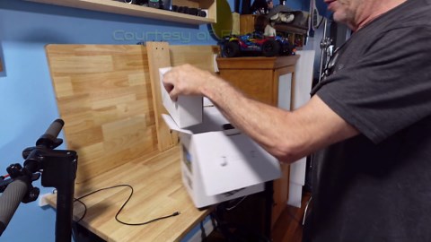 Bird Feeder with Camera, 2K HD Live Video, Smart Bird Cam Solar Powered with AI Birds Species Identification, Auto Capture Video, Instant Arrival Alerts, Best Gifts for Mom Dad