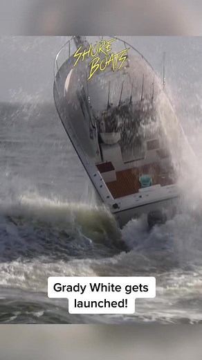 Grady White hits big wave head on! And other boats navigate nasty waves and current at Manasquan inlet #manasquaninlet #gradywhite #boats #boating #jerseyshore