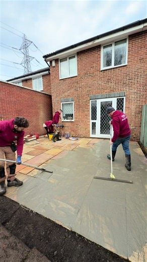 Grouting a Patio with Flowpoint: The Best Finish