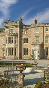 Escape to Crossbasket Castle, where history and luxury entwine. Indulge your senses in timeless elegance, breathtaking castle rooms, and gourmet delights. | Crossbasket Castle