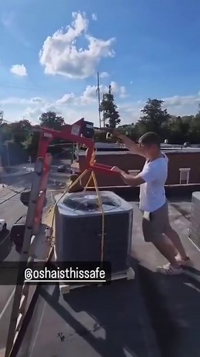 🏗️SKETCHLIFT 3000 • 🎥Video Creds: @peto_hvac_com • 🔲UNPROTECTED SIDES AND LEADING EDGES - ONE WRONG MOVE : “A Leading Edge is an Unprotected Side AND Edge of a Floor, Roof, or Formwork for a Floor or OTHER Walking/Working Surface” “during periods when it is actively or continuously Under Construction.” • 🚶🏽”Each Employee on a Walking/Working Surface (horizontal and vertical surface) with an unprotected side or edge which is 6 feet (1.8 m) or more above a lower level shall be protected from 