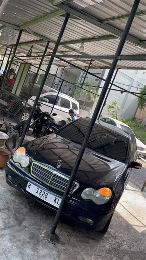 Perbaikan Sein Kiri Mati pada Mercy W203 C200 #w203 #c200 #bengkelmobilsemarang #bengkelpanggilan