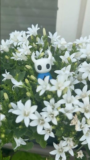 So cute! 3D printed Hollow knight figure #3dprintideas #bamboo #hollowknight