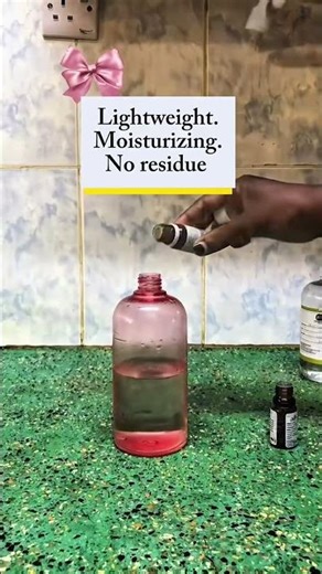 A simple DIY loc spray