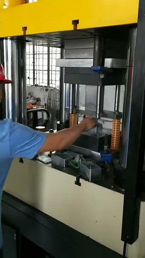 Aluminium impact extrusion cold forging press manufacturer