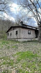Rustic Cabin on 35 Acres With Endless Building Potential. $50,000 #realestatelife #realestategoals #lakeproperty #realestatetips #propertyforsale #realestate #propertysearch #acres #countryescape #propertymarket #houseforsaletoday #realestateinvesting #realestateinvestor #farmhouselove #propertyinvesting #countryestate #realestateinvestment #propertyinvestment #property #acreage #cabincrew #cabinliving #cabinporn #houseforsale #huntingproperty #farmhouse #creekside #creek #cabinlife #cabinforsal