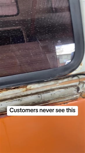 This is the difference between a cheap paint job and a proper one while on a budget. Prep is the key here on a campervan Respray. Having a proper spray booth and correct panel work is the key. #vwcamper #vw #bodyshop #paint #spray