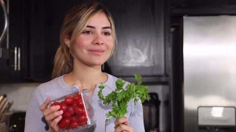 NutriChef 8-Piece Triply Cookware Set Stainless Steel - Triply Kitchenware Pots & Pans Set Kitchen Cookware, Non-Stick Coating - Sauce Pot, Stew Pot, Cooking Pot, Frying Pan, Lids - NC3PLY8Z