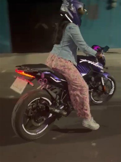 Aprende a manejar tu moto Pulsar en 2 días