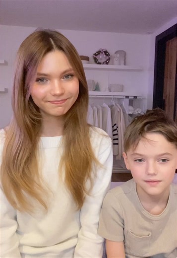 Ja mówię słowo a mój brat śpiewa z nim piosenkę 😝💗 #piosenki #funnytiktok #brother #śmieszne #brotherandsister fyp, explore page, polish girl, polska