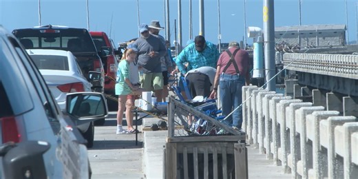 Skyway Fishing Pier State Park restricts access beyond bait shop