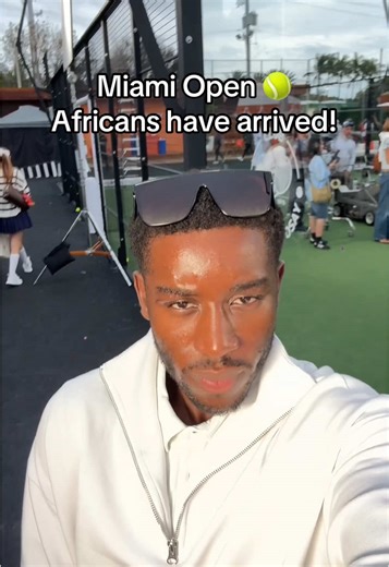 Miami open with @LaRochePosayUS ready to see Frances Tiafoe @Bigfoe1998 dominate on the courts! 🎾👏🏾😎🔥🔥 shoutout Sierra Leone 👏🏾