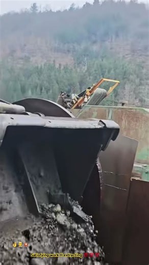🪨⚒️ Stone Extraction with bucket wheel machine