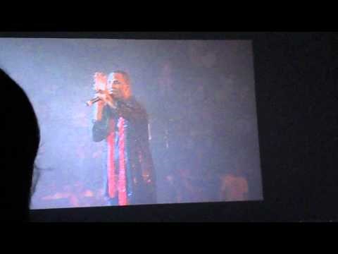 R KELLY- Your body's calling Live
