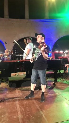 What Happens When You Play Venice on Strings — La Palanca 🎶