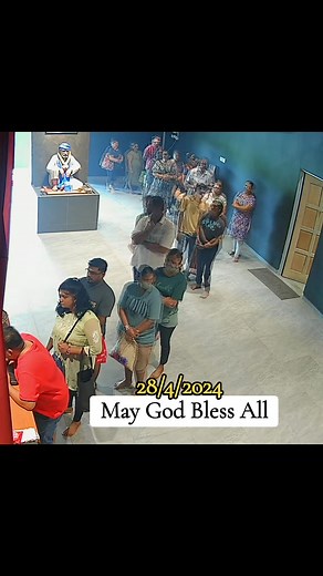 Every little effort you do for your wellbeing will be answered. #seva #baba #shirdisaibaba #sarvashaktikaatteri #johorbahru #kaatteriamman #kavie #onlygoodvibes #vibes #mandibunga #yogicritualbathset #yogicfoundation