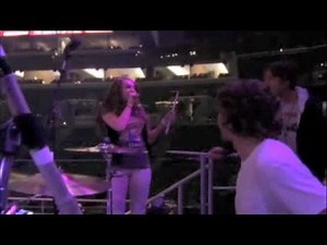 Miley Cyrus Backstage!! - The Ultimate Miley Party
