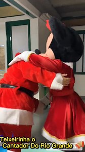 https://passofundo.webradiosite.com/ 👈Buenas Membros Da Pagina Teixeirinha o Cantador do Rio Grande e Grupos Em Nome Das Filhas Nancy M. Teixeira L. Teixeira e Fatima Teixeira Krapf Dos Saudosos Teixeirinha e Zoraida Teixeira Um Feliz Natal 2022 Com Amor e Alegria e Deus Nos Protegendo a Todos🌹🙏 e Vamos Ouvir a Nossa Amada Rádio Gaúcho De Passo Fundo Com Papai Noel e Minnie Dançando Show No Céu Do Eterno Teixeirinha Gaúcho De Passo Fundo 😍🥰 | Teixeirinha o Cantador Do Rio Grande