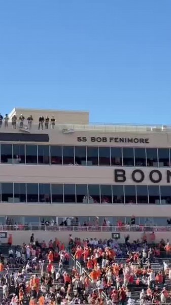 Justin Blackmon enters Oklahoma State football Ring of Honor
