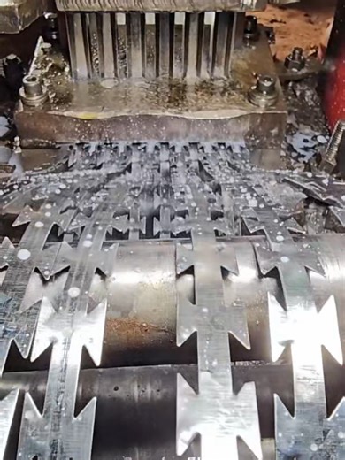 Making of High Security Razor Wire