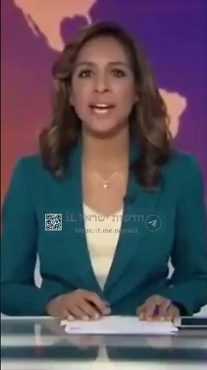 A rat ran across the table at Al Jazeera during a broadcast