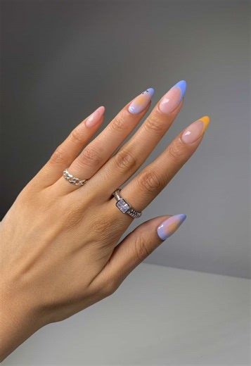 Brilliant Sunset Colors for Summer Nail Art