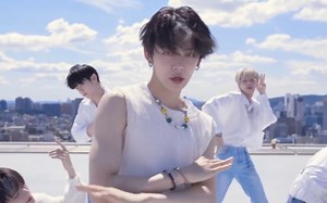 天台play！TXT《Magic》舞蹈版视频公开！