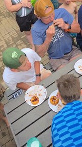 This was brilliant 👏 👌. 🍩Doughnut eating contest🍩 #yummyfood #Godisgood #doughnuts #getinmybelly #kamp #dinokengresortisthebest #dinokengresort #kidsactivities #makememories #friends #DeliciousEats #goodvibesonly Info@dinokengresort.co.za Www.dinokengresort.co.za | Dinokeng Resort