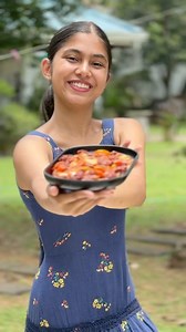 Devil chicken 💗🧑‍🍳 #cookingwithaki #Akithma #srilanka #EasyRecipes #cookingvideo #chickendevilled | Cooking with Aki