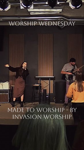 Worship Wednesday! This last Sunday we sang this one by Invasion Worship! A great song and declaration 🙌🏼 “let my life be a living song or worship” 🔥 | Overflow Church PDX