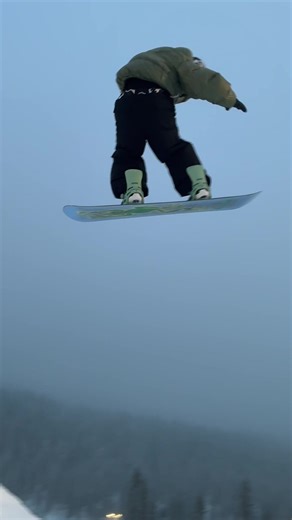 GAB Jumping 🎢 #snowboarding #snowboard