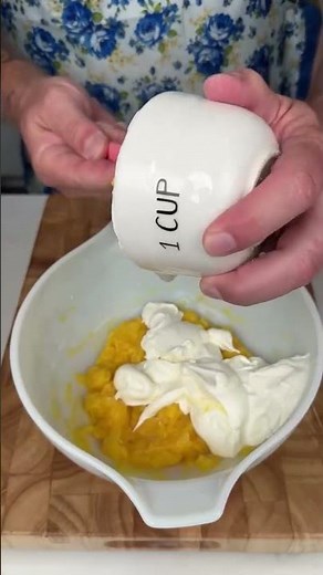 I Can’t Believe This Actually Worked So Well Refreshingly Delicious Crushed Pineapple Sour Cream Pie