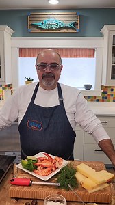 Cheese and lobster—a match made in foodie heaven! This decadent Lobster Fondue combines lobster from Logan's Daily Catch / North Nova Seafoods with a rich, melty cheese blend that’ll have your guests dipping in delight. Perfect for entertaining or a cozy night in! 💬 What’s your favourite thing to dip in fondue? Let us know your must-have dippers in the comments, and get the full recipe on the website. C’est délicieux! | The Kilted Chef