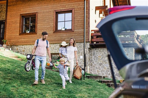 The 5-4-3-2-1 packing method that will help you fit everything you need in a carry-on - Netmums