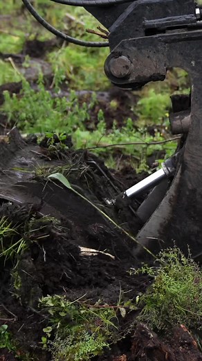 Kobelco SK130LC in a forestry mounding application in Latvia #kobelco #forestry #latvia #excavator #kobelcoeurope #earthmoving #construction #heavyequipment